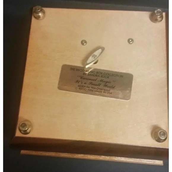 The Reco Music Box Collection by Sandra Kuck - Picture 4 of 5